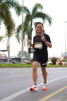 Runner Photo 2063356