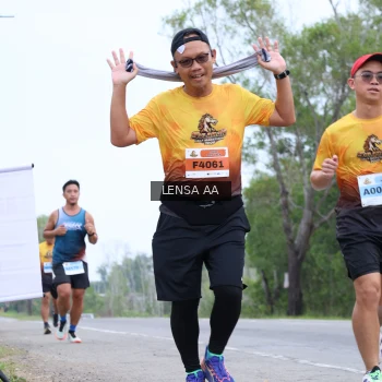 Runner Photo 2063390