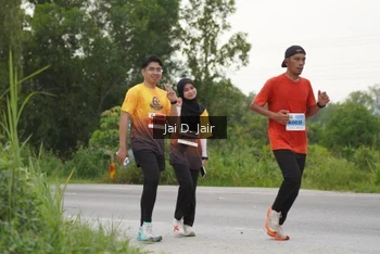 Runner Photo 2063391