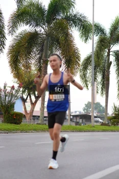 Runner Photo 2063416