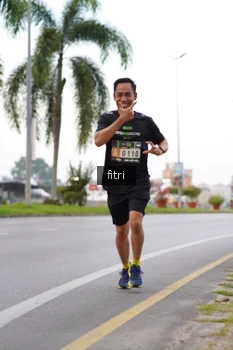 Runner Photo 2063595