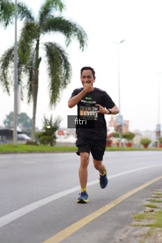 Runner Photo 2063603