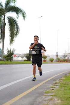 Runner Photo 2063615