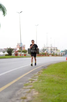Runner Photo 2063649