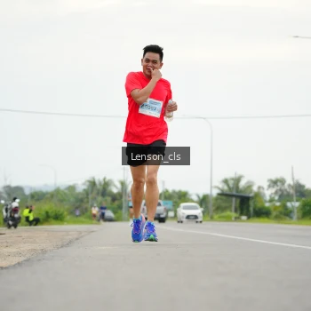 Runner Photo 2063712