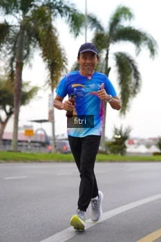 Runner Photo 2063719