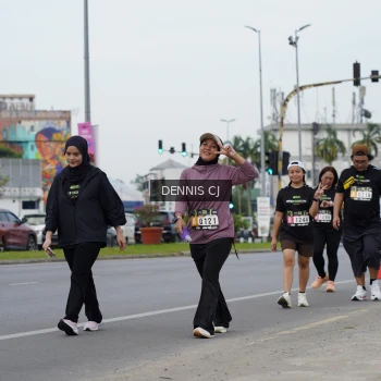 Runner Photo 2063720