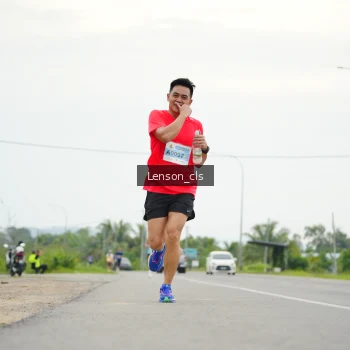 Runner Photo 2063735