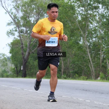 Runner Photo 2063738