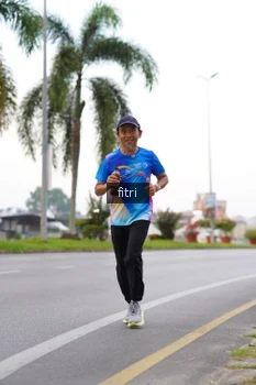 Runner Photo 2063742