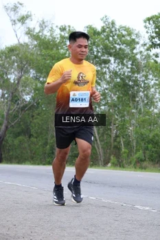 Runner Photo 2063786