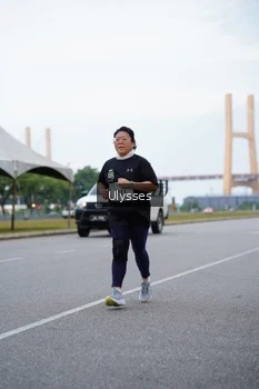 Runner Photo 2063793