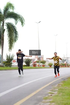 Runner Photo 2063832