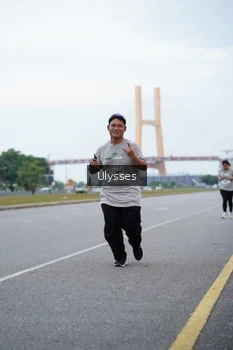 Runner Photo 2063841