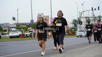 Runner Photo 2063842