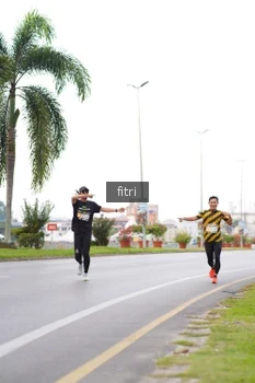 Runner Photo 2063849