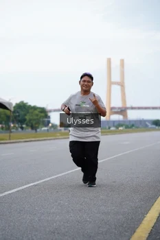 Runner Photo 2063865