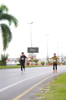 Runner Photo 2063878
