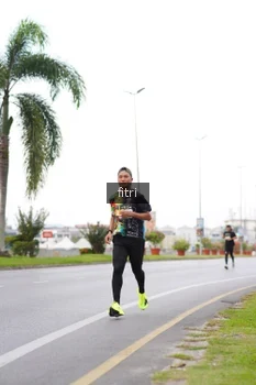 Runner Photo 2063953