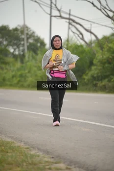 Runner Photo 2063984