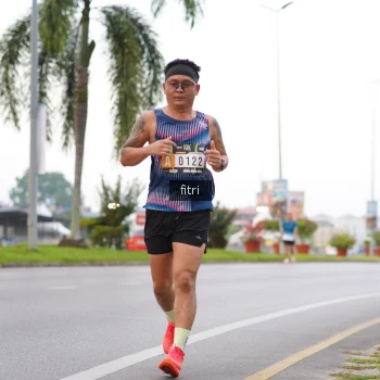 Runner Photo 2064076