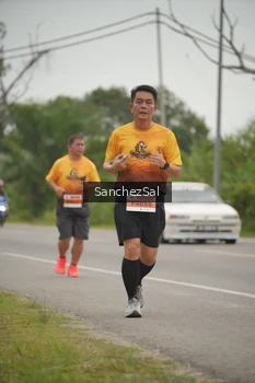 Runner Photo 2064080