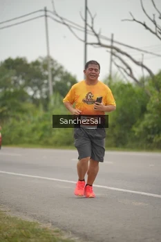 Runner Photo 2064197