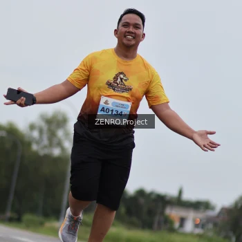 Runner Photo 2064201