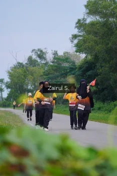 Runner Photo 2064235