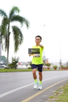 Runner Photo 2064304