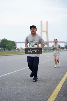 Runner Photo 2064341