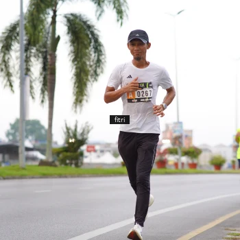 Runner Photo 2064346