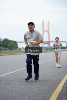Runner Photo 2064358
