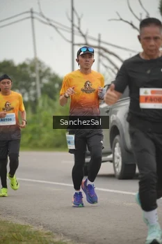 Runner Photo 2064392