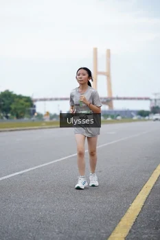 Runner Photo 2064416