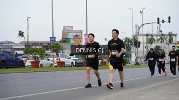 Runner Photo 2064422