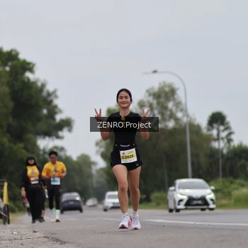 Runner Photo 2064484