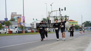 Runner Photo 2064493
