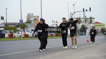 Runner Photo 2064635