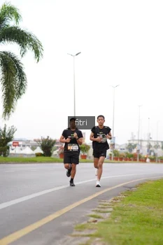 Runner Photo 2064643