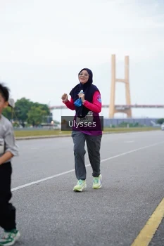 Runner Photo 2064717