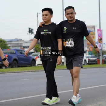 Runner Photo 2064738