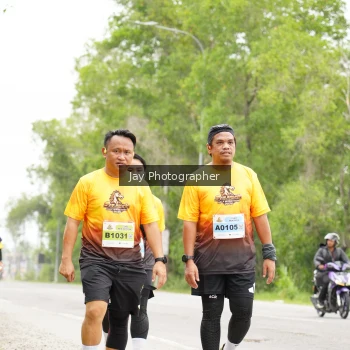 Runner Photo 2064788
