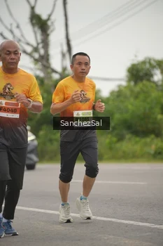 Runner Photo 2064789