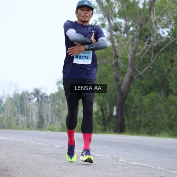 Runner Photo 2064791