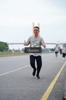 Runner Photo 2064885