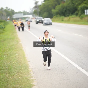 Runner Photo 2064913
