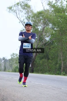 Runner Photo 2064920
