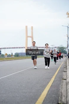 Runner Photo 2064950
