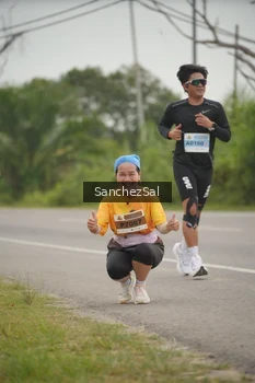 Runner Photo 2065076